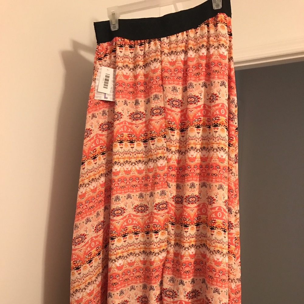 Lularoe Lucy Skirt